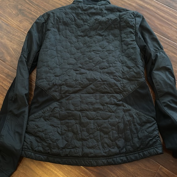 ASICS jacket - Picture 3 of 3